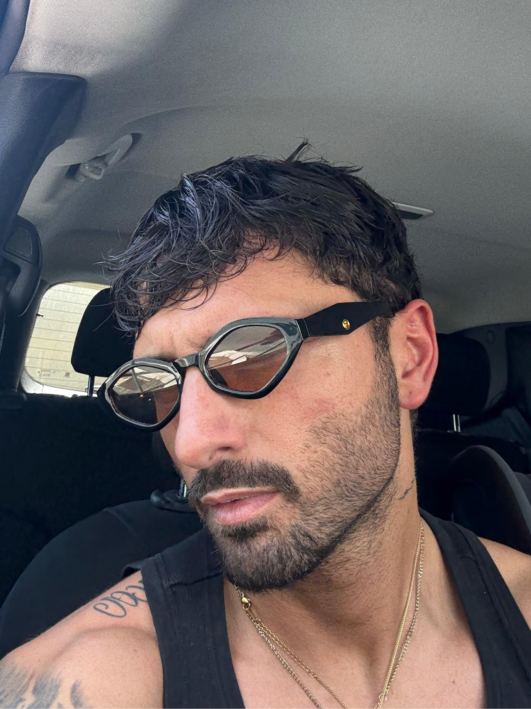 SUNGLASSES 15