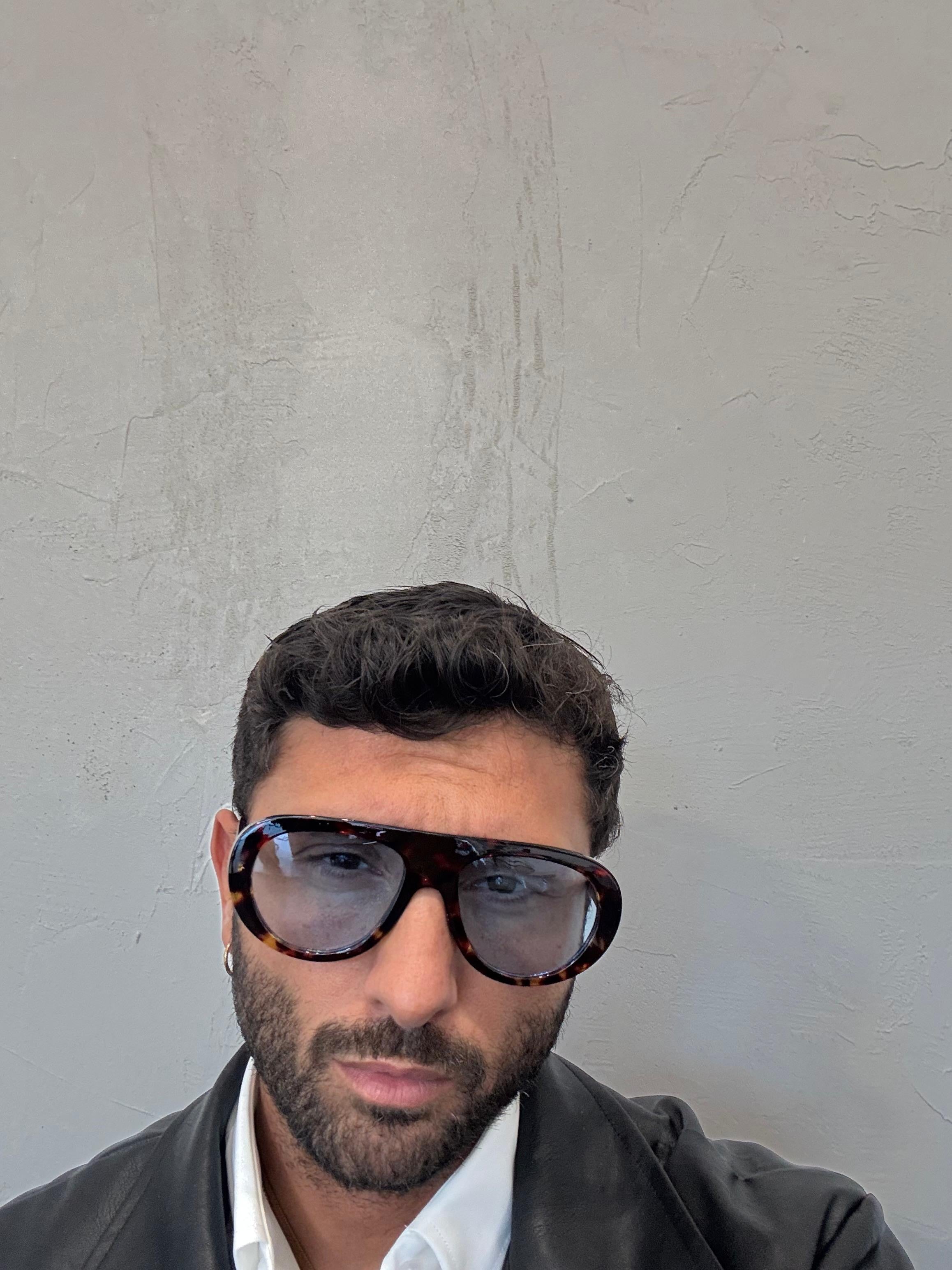 SUNGLASSES 4
