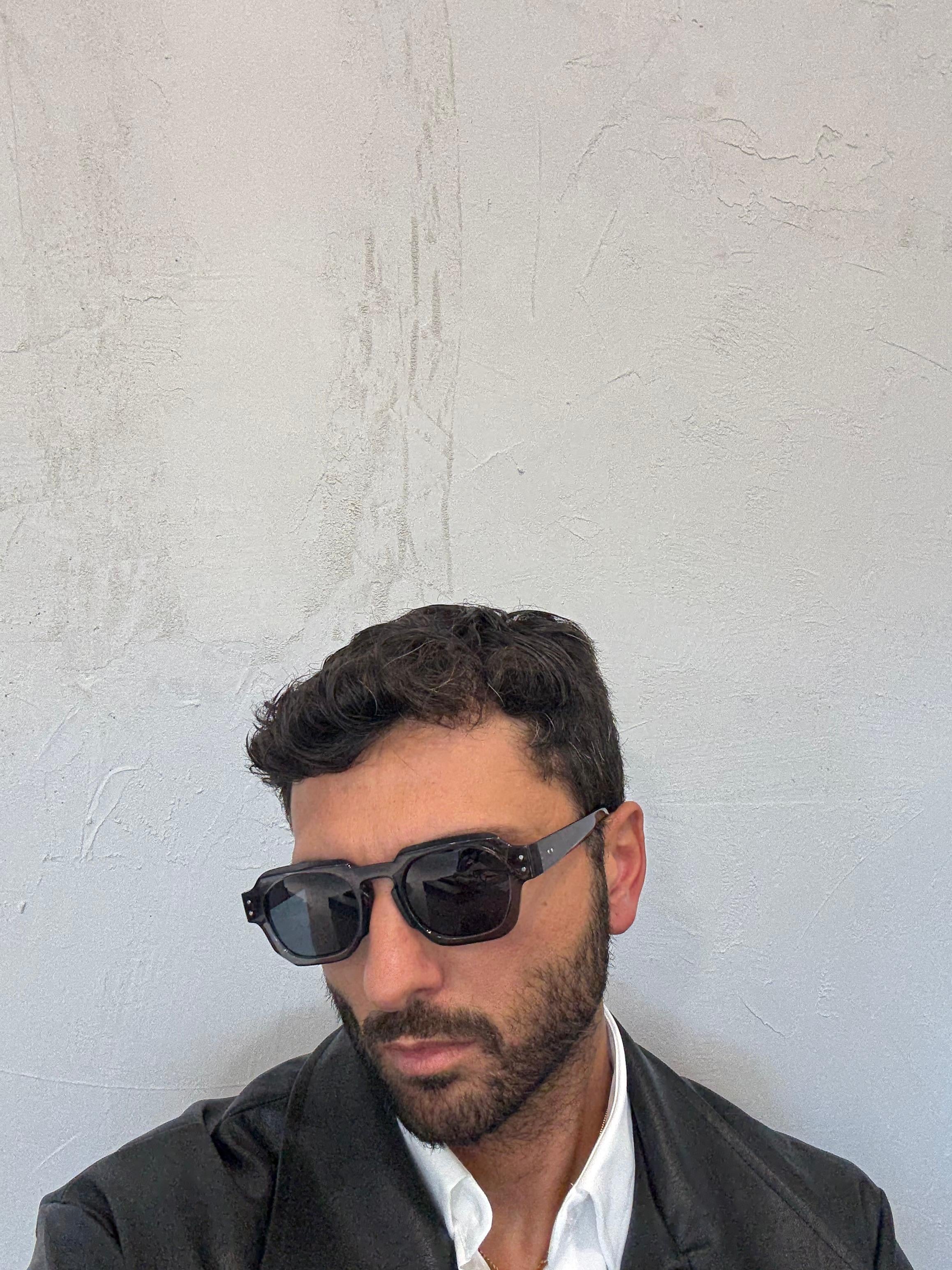 SUNGLASSES 11