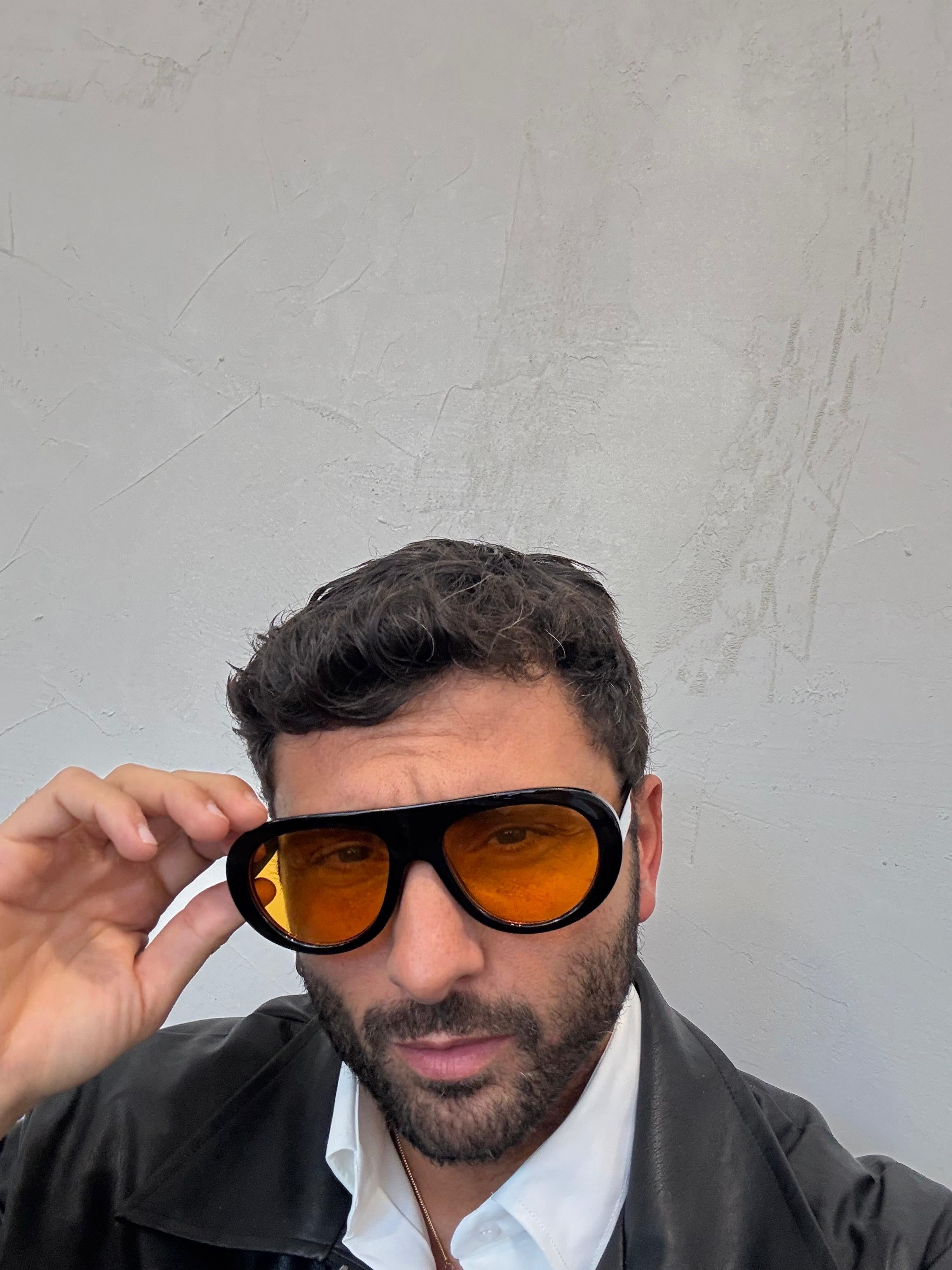 SUNGLASSES 12