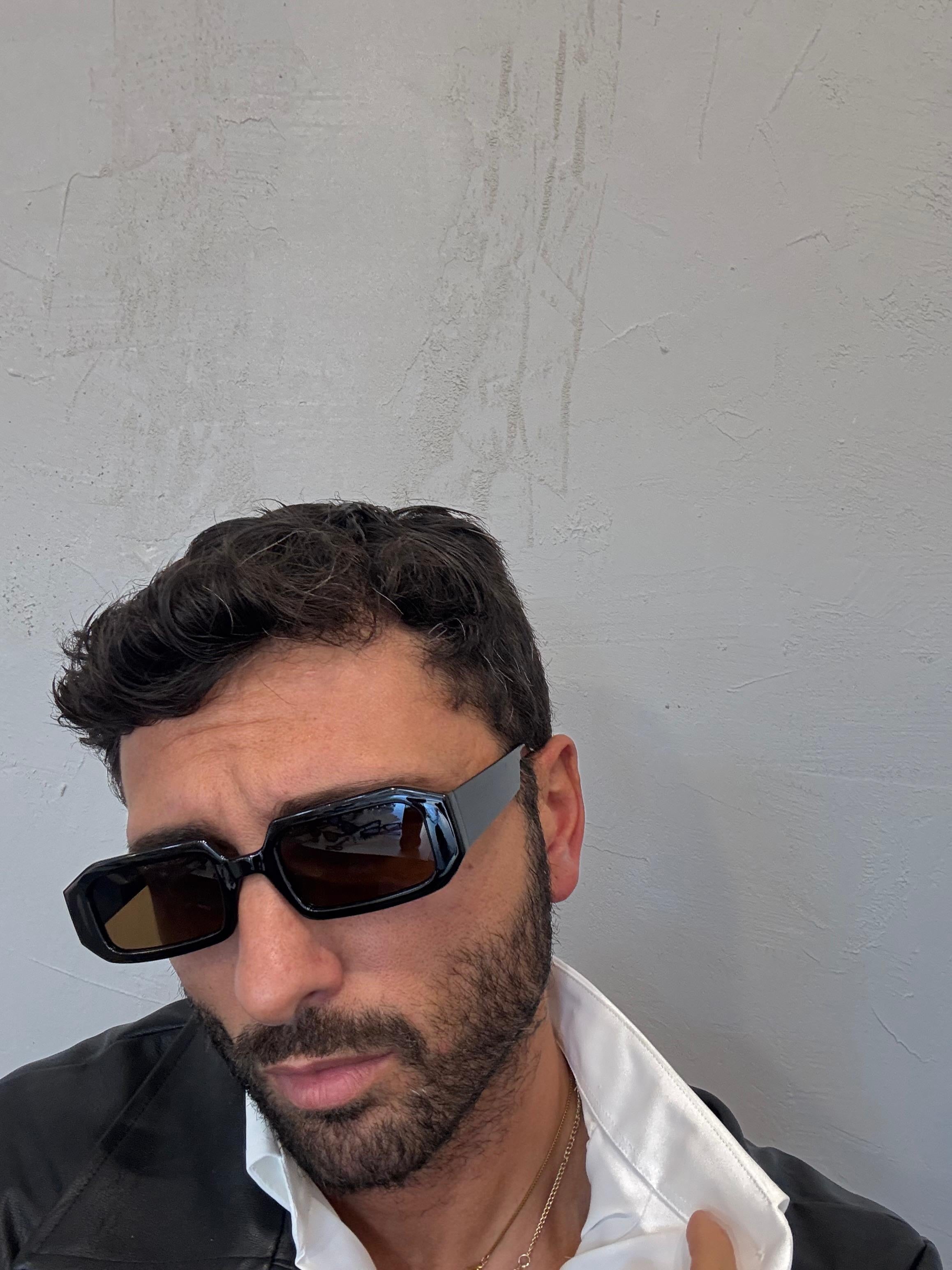 SUNGLASSES 5