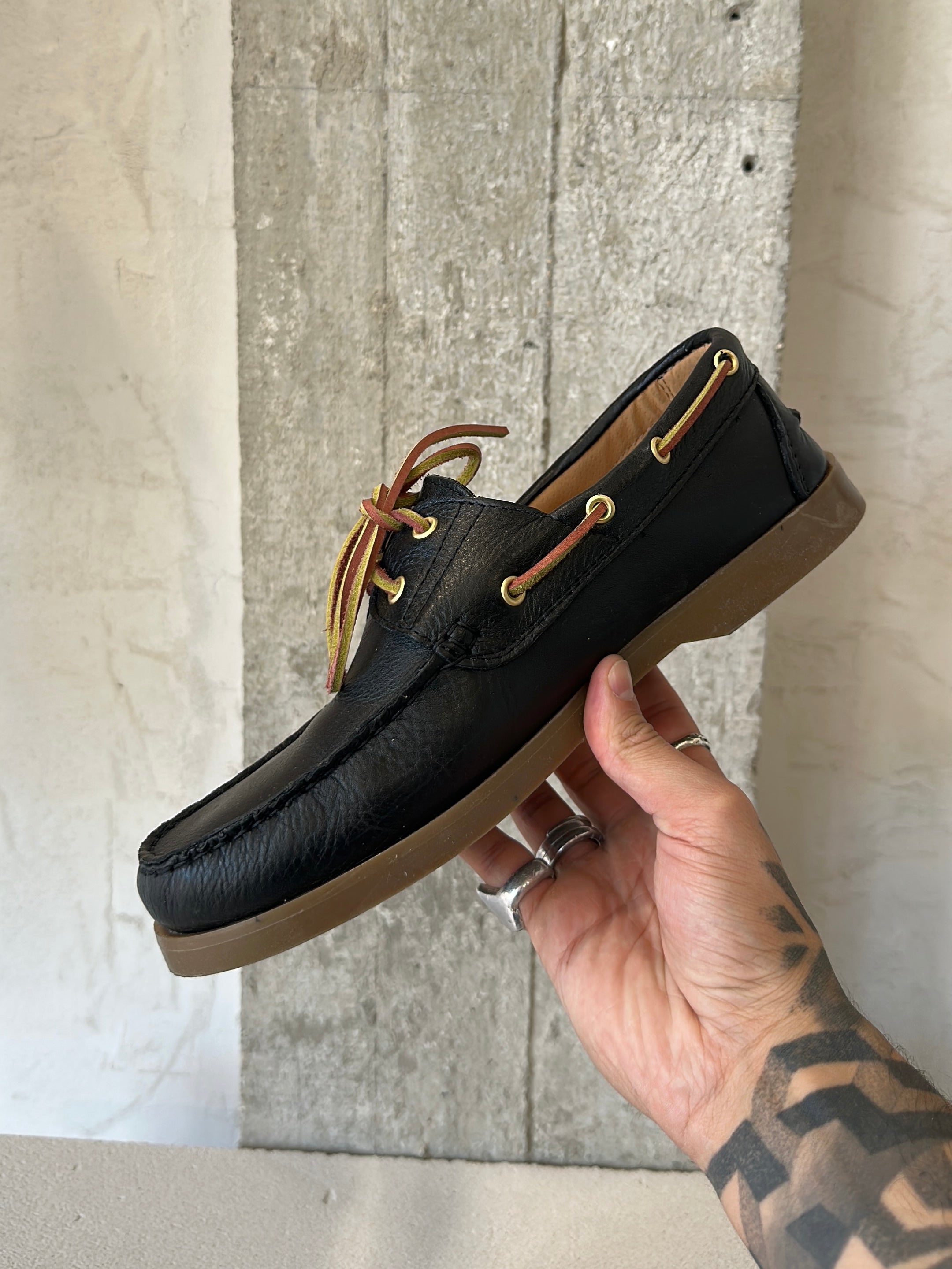SCARPE DA BARCA PELLE