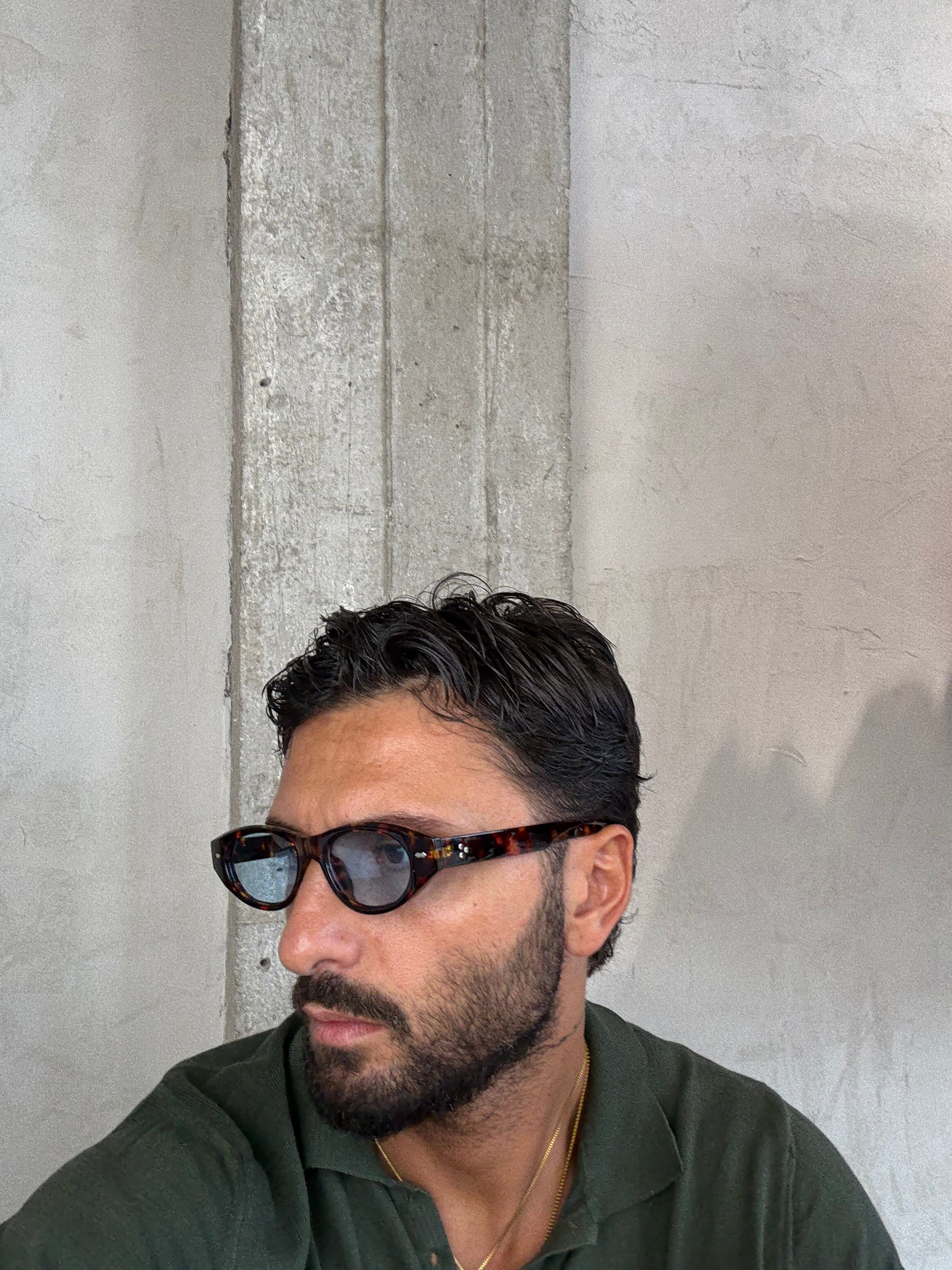 SUNGLASSES 20