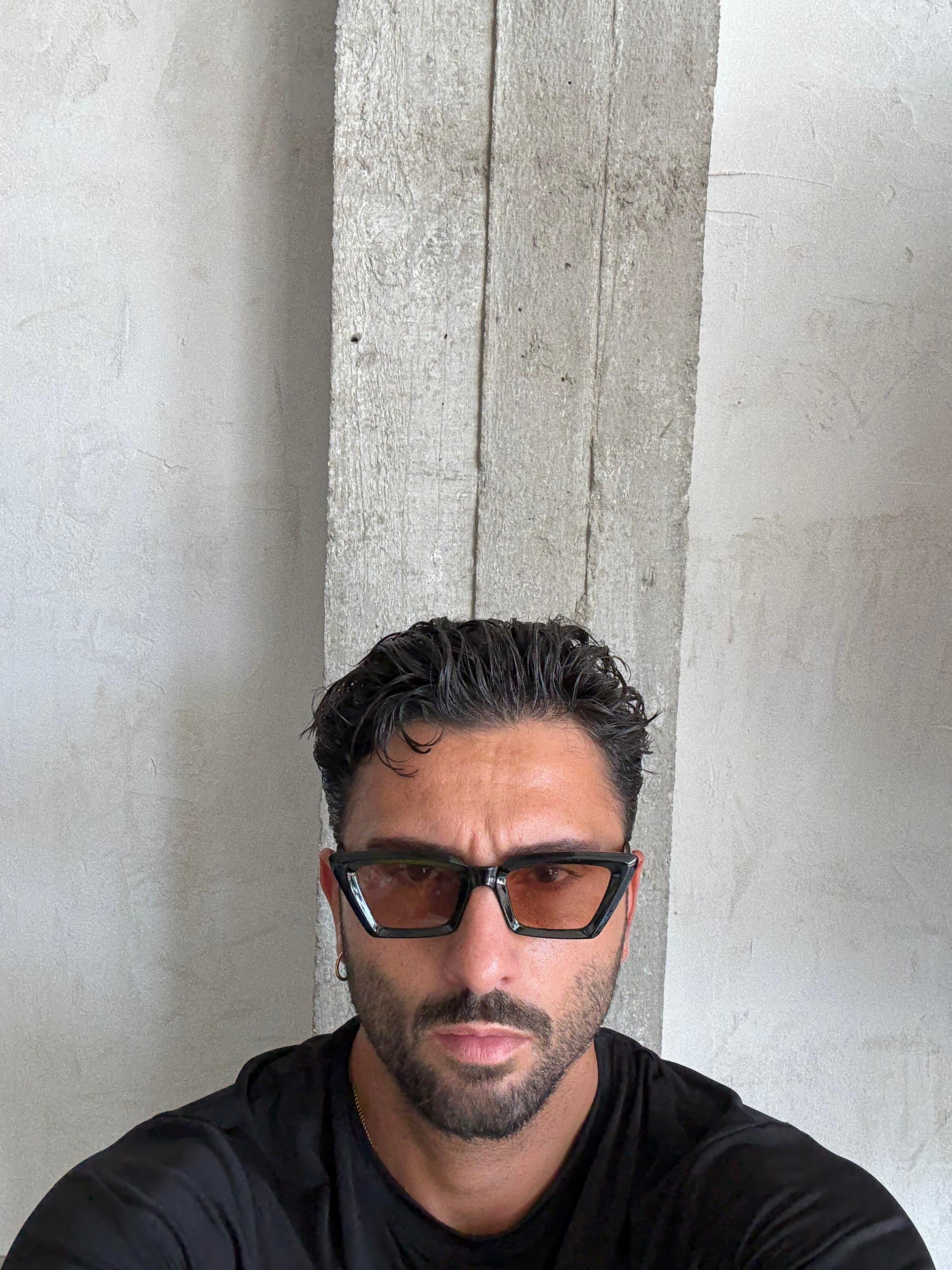 SUNGLASSES 22