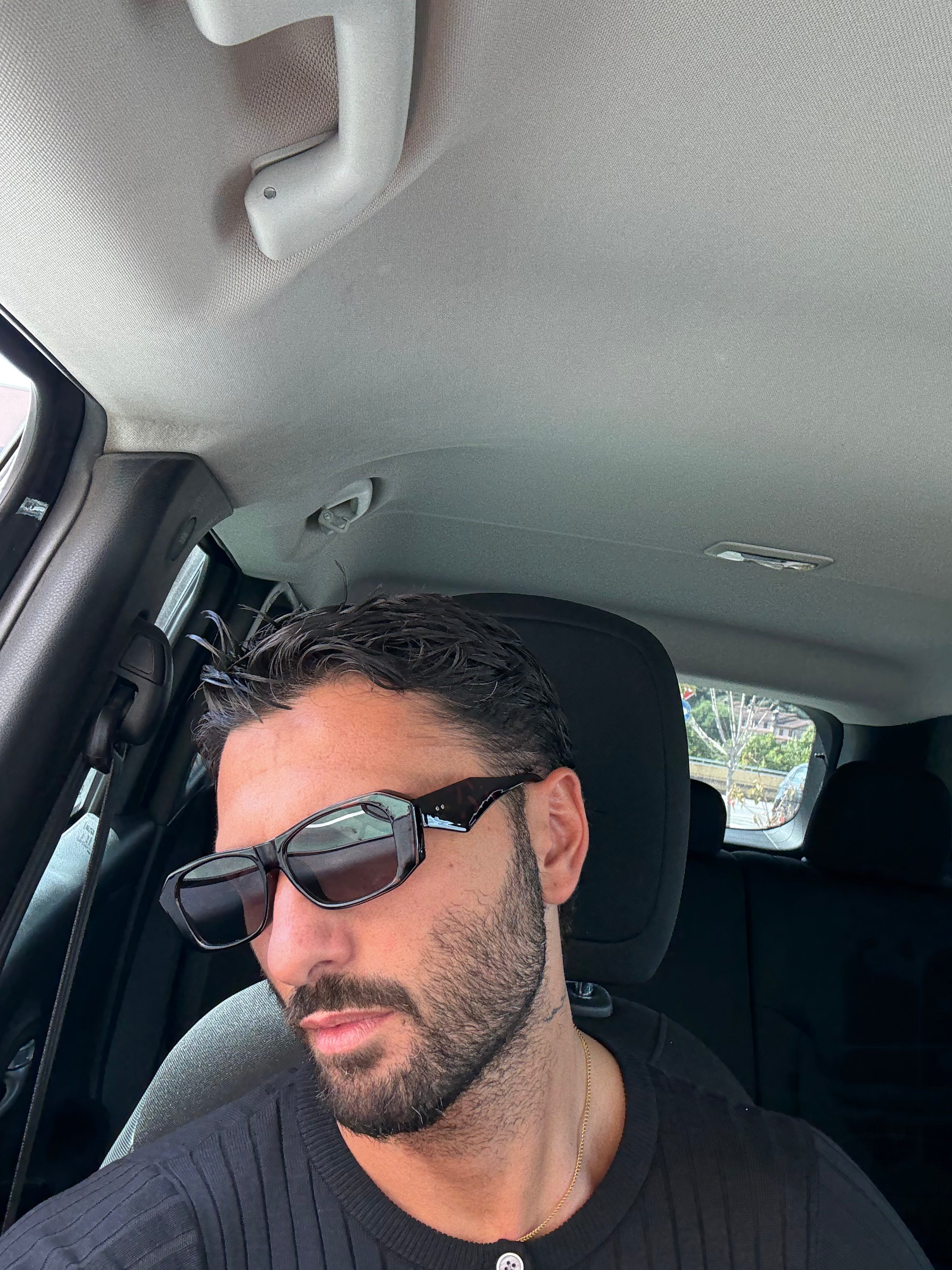 SUNGLASSES 16